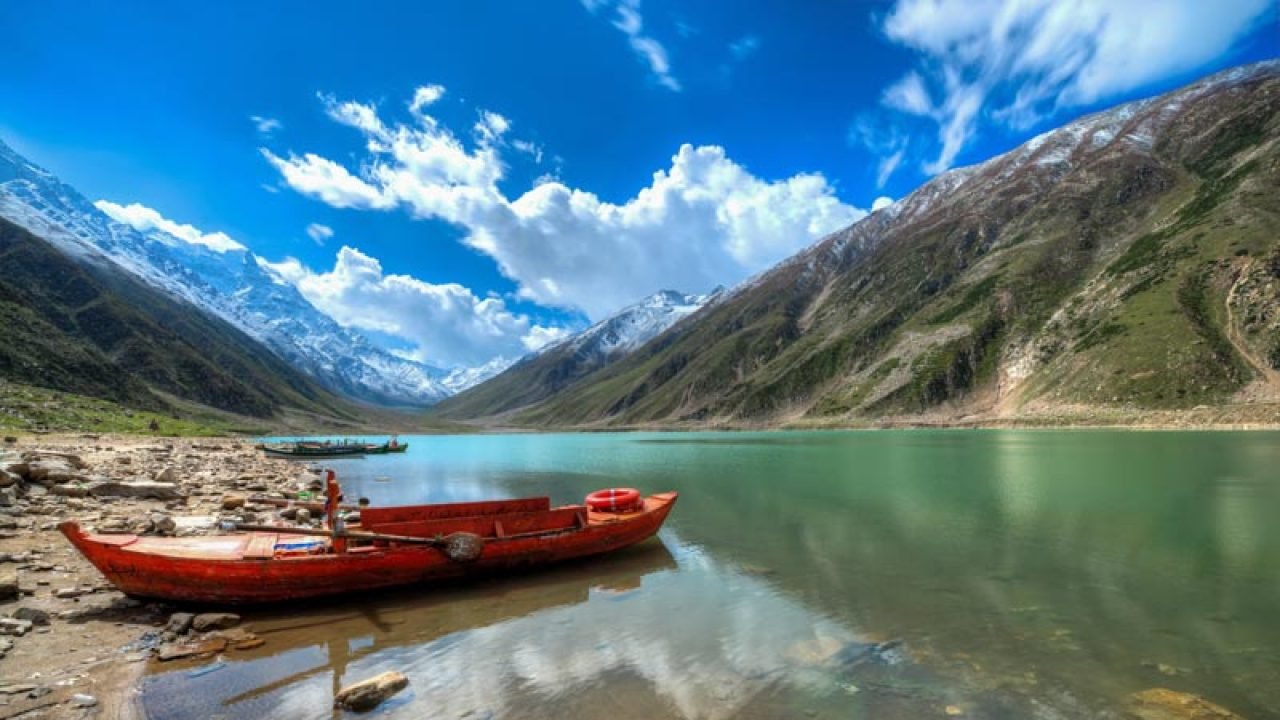 travel guide of pakistan northern areas